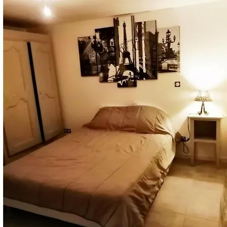 T3 Au Calme Apartment